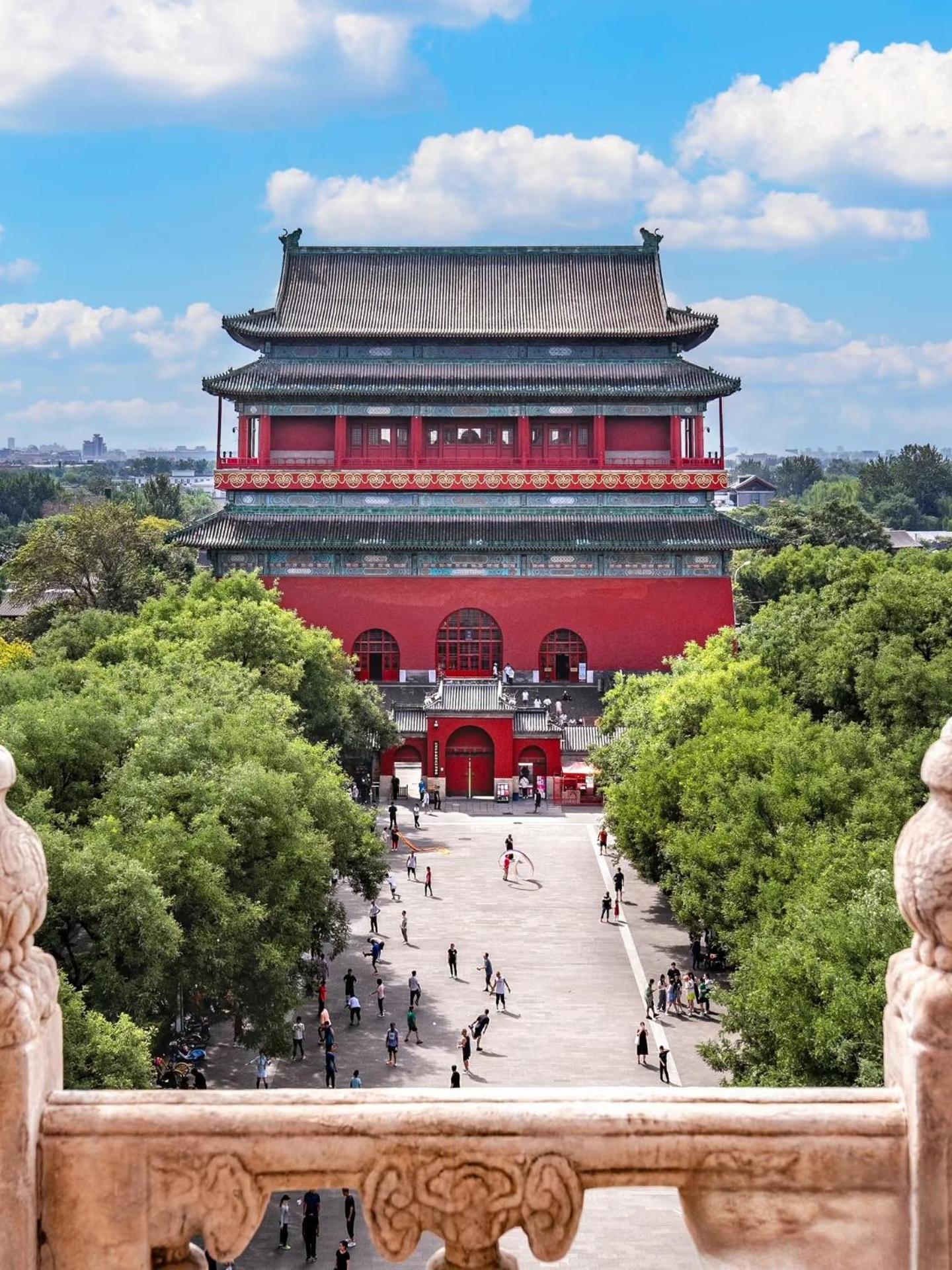 The East Hotel-Very Close To The Drum Tower,The Lama Temple,Houhai Bar Street,And The Forbidden City,There Are Many Old Beijing Traditional Hutongs Around The Hotel ,Experience The Culture Of Old Beijing Hutongs,Near Exit A Of Shichahai On Metro Line Εξωτερικό φωτογραφία